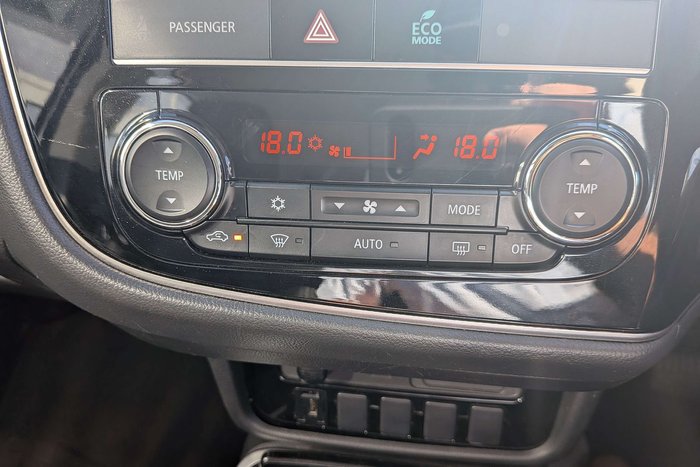 2018 Mitsubishi Outlander ES ADAS