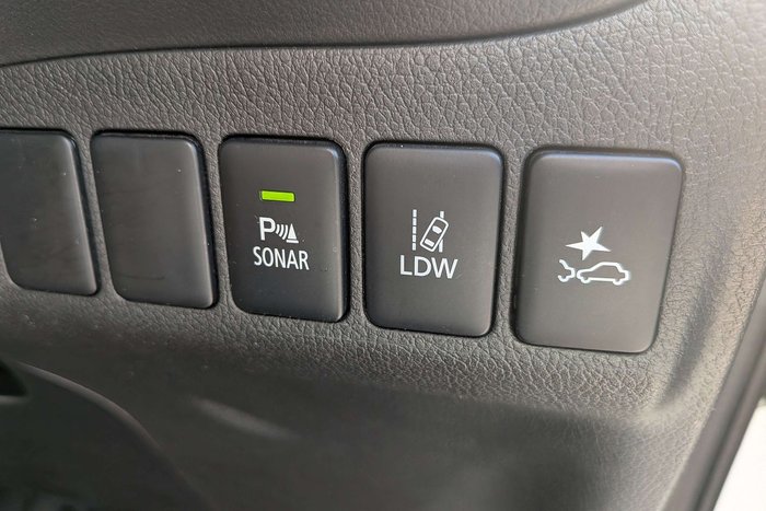 2018 Mitsubishi Outlander ES ADAS