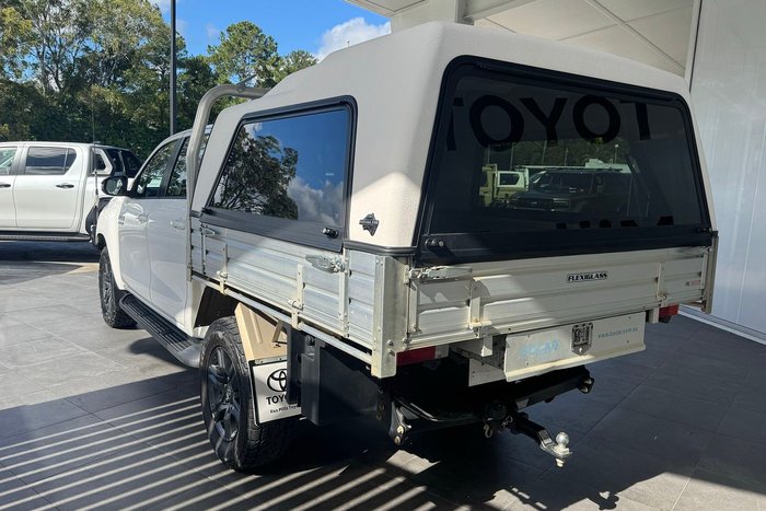 2022 Toyota Hilux SR