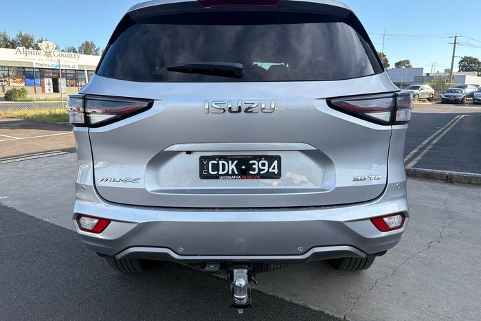 2022 Isuzu MU-X LS-T