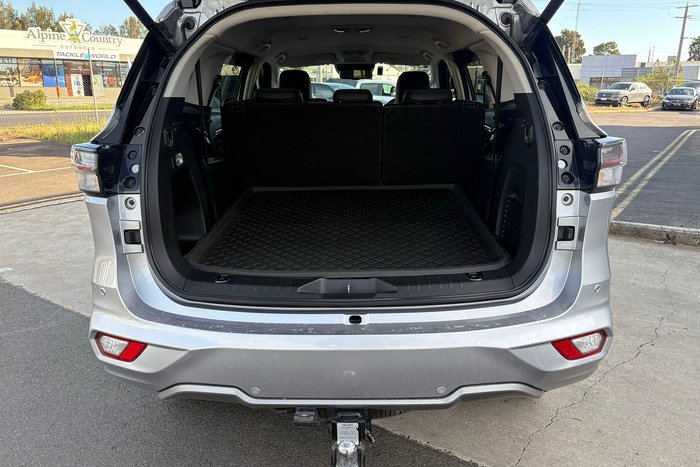 2022 Isuzu MU-X LS-T
