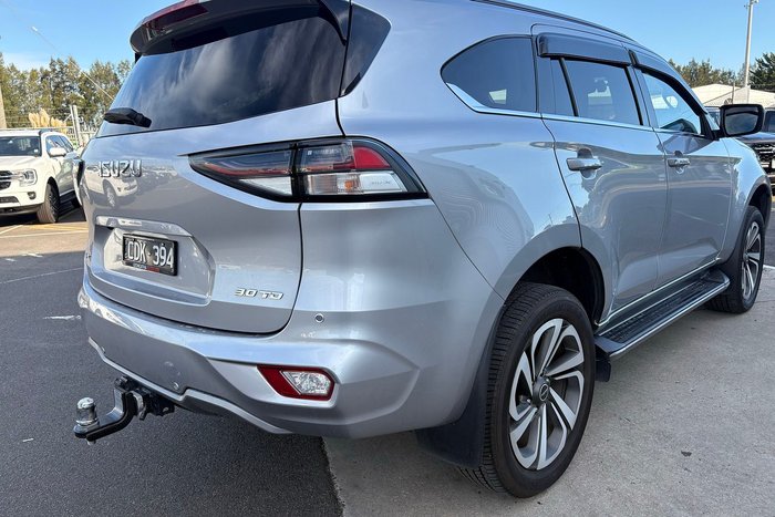2022 Isuzu MU-X LS-T