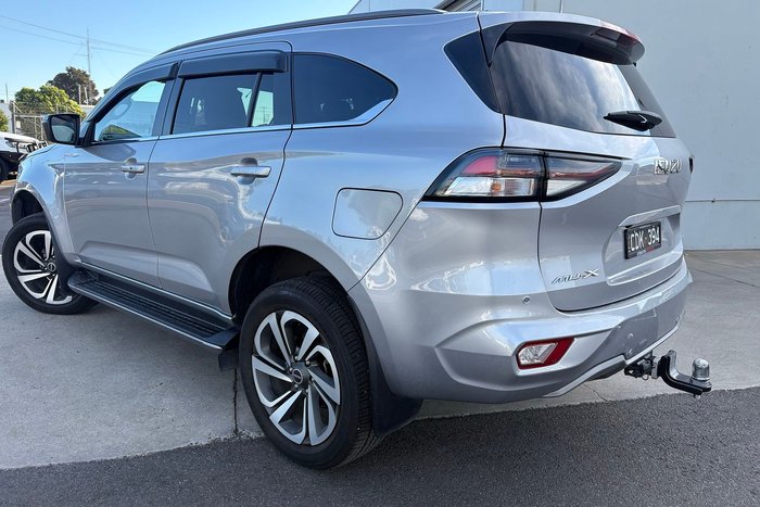 2022 Isuzu MU-X LS-T