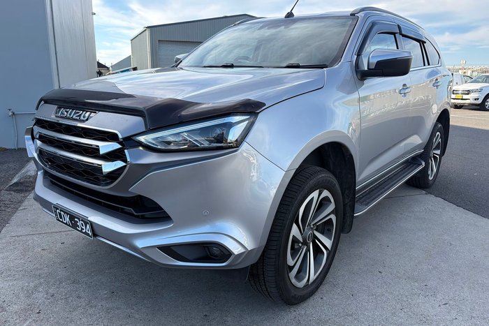 2022 Isuzu MU-X LS-T