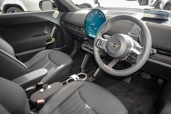 2026 MINI Aceman SE Favoured