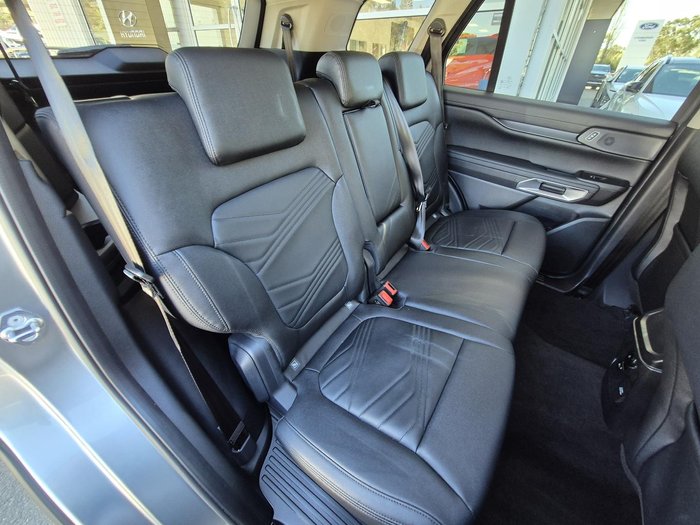 2025 Ford Everest Trend