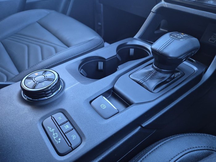 2025 Ford Everest Trend