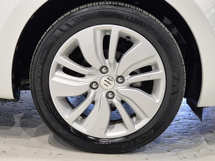 2018 Suzuki Swift GL Navigator AZ