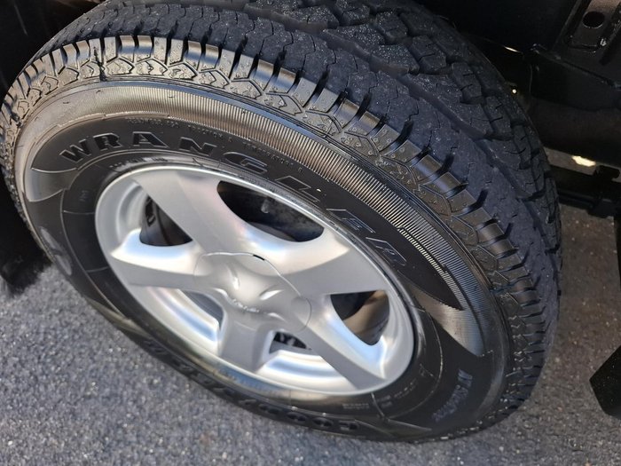 2013 Isuzu D-MAX LS-U