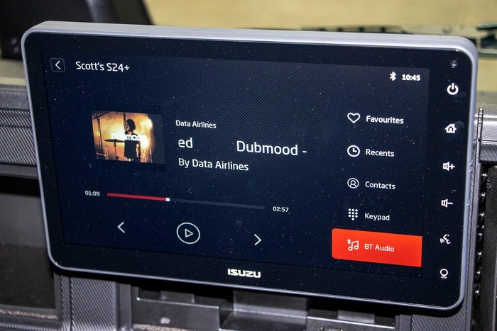 2025 Isuzu F Series FYJ 320-255 AT R58