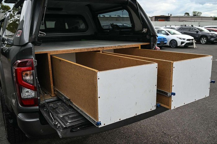 2021 Nissan Navara ST