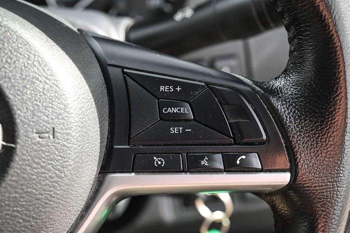 2021 Nissan Navara ST