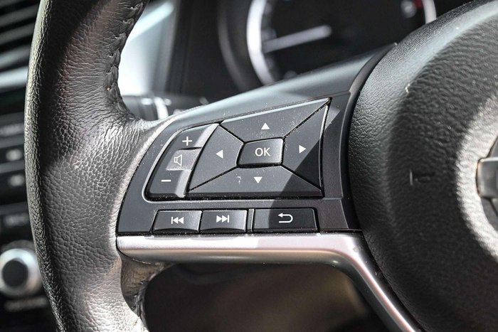 2021 Nissan Navara ST