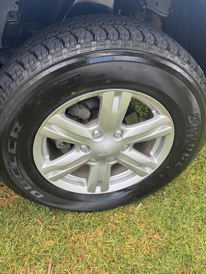 2014 Isuzu MU-X LS-T