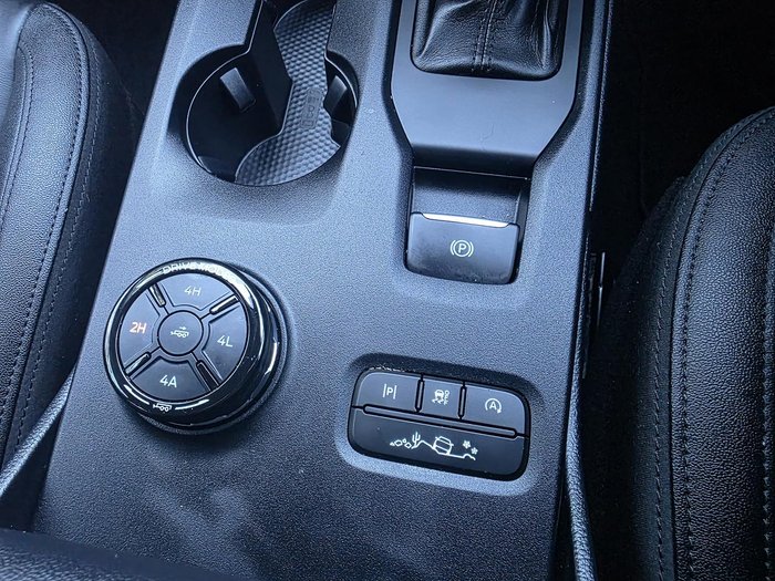 2025 Ford Everest Trend