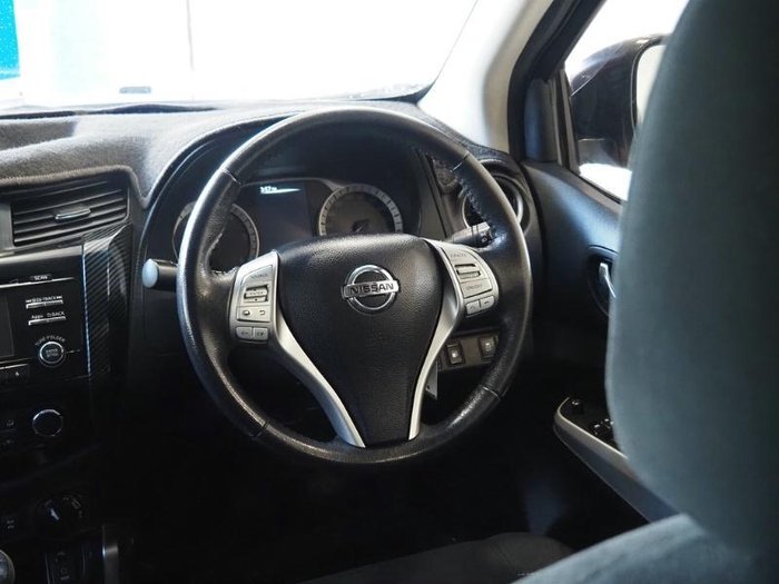 2015 Nissan Navara ST