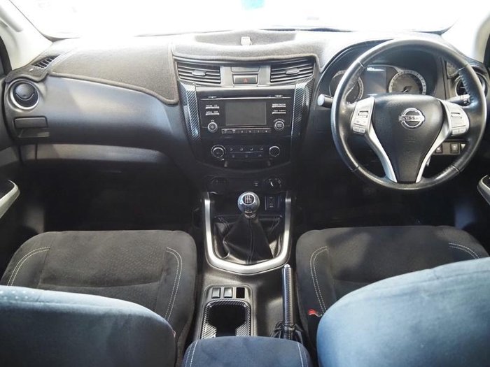 2015 Nissan Navara ST
