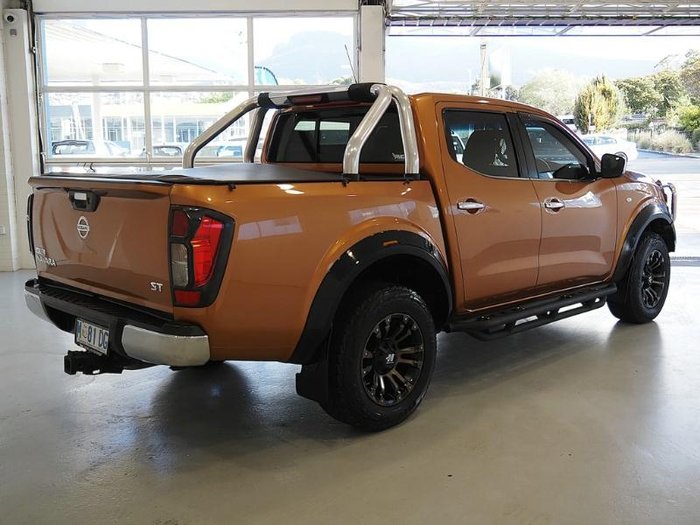 2015 Nissan Navara ST