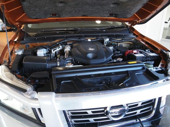 2015 Nissan Navara ST