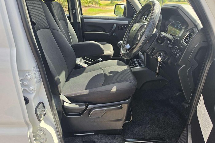 2022 Mahindra PIK-UP S10+ 4X4 Arctic White