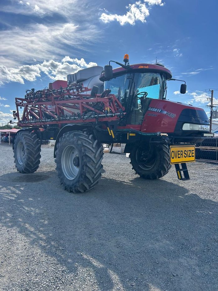 2021 CASE IH Patriot 4430 Red