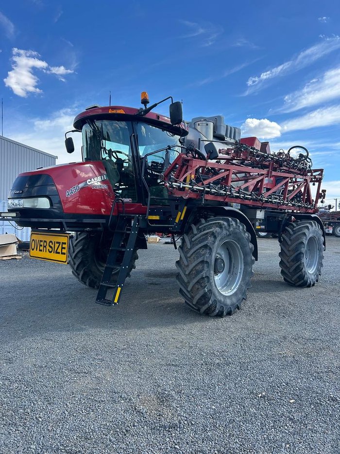 2021 CASE IH Patriot 4430 Red