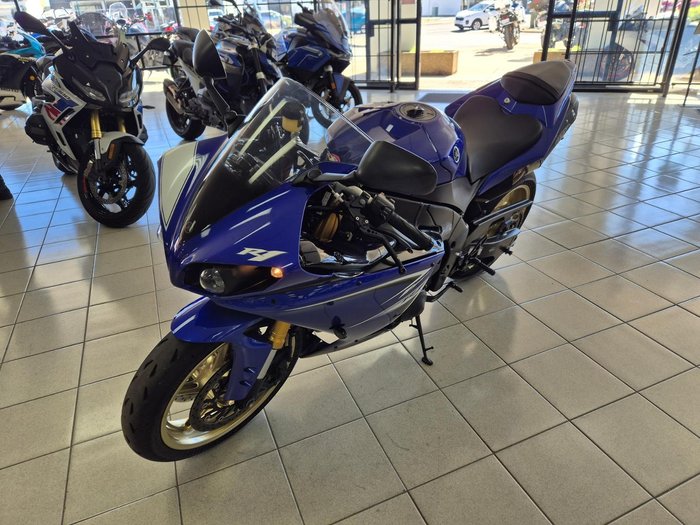 2009 Yamaha YZF-R1 R1 Blue