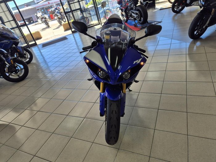 2009 Yamaha YZF-R1 R1 Blue