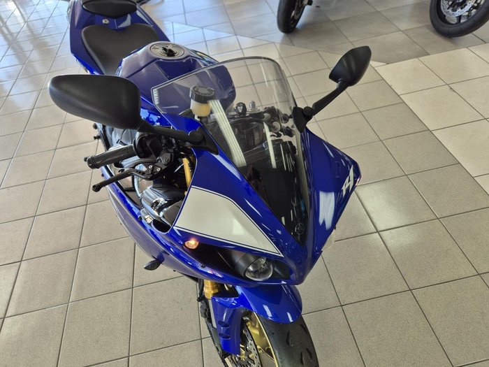 2009 Yamaha YZF-R1 R1 Blue