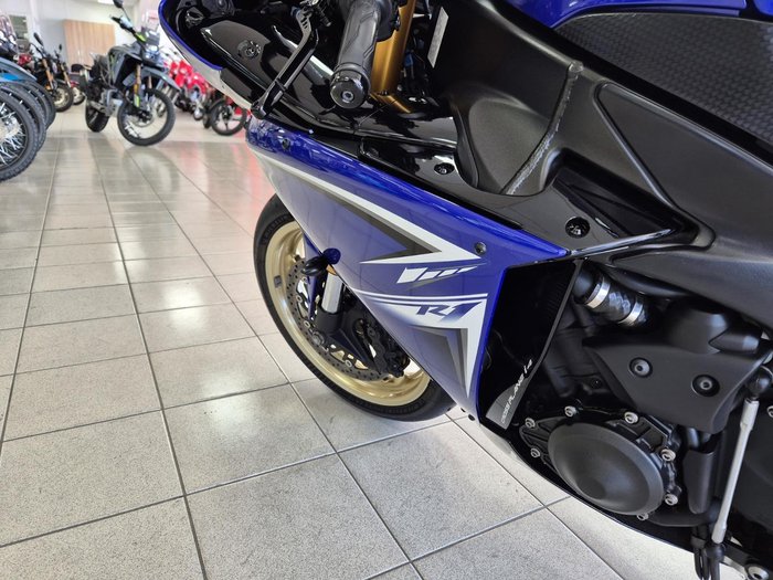 2009 Yamaha YZF-R1 R1 Blue