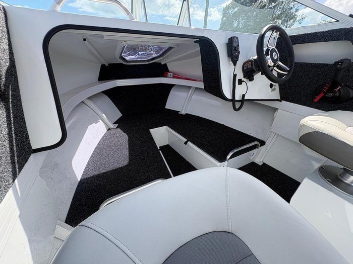 2025 QUINTREX 540 Ocean Spirit