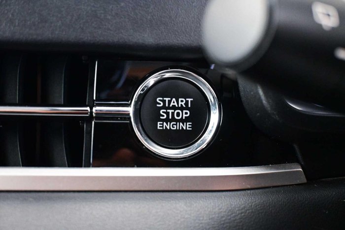 2024 Mitsubishi Outlander ES