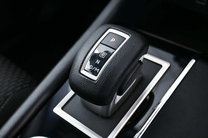 2024 Mitsubishi Outlander ES