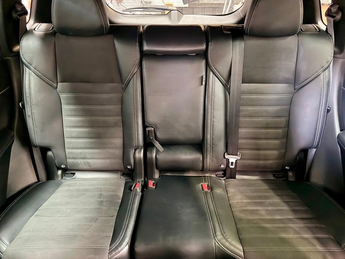 2023 Mitsubishi Outlander LS