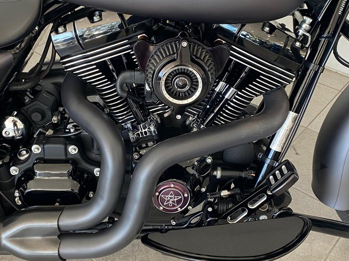 2016 Harley-Davidson Street Glide Special 103 (FLHXS) Touring Grey