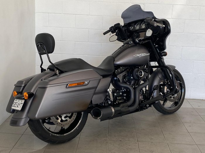 2016 Harley-Davidson Street Glide Special 103 (FLHXS) Touring Grey
