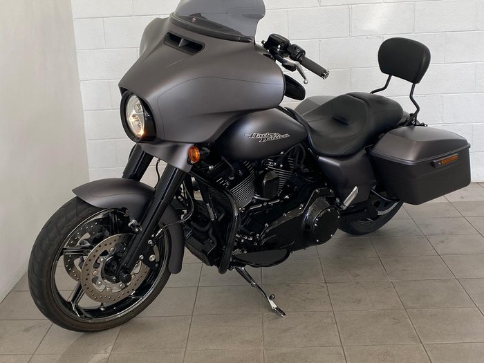 2016 Harley-Davidson Street Glide Special 103 (FLHXS) Touring Grey