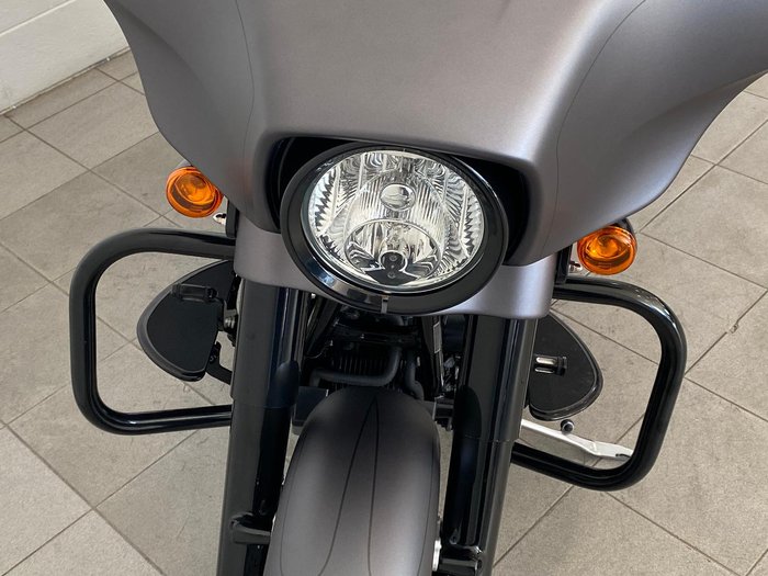 2016 Harley-Davidson Street Glide Special 103 (FLHXS) Touring Grey