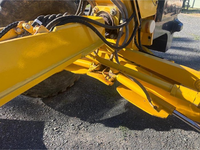 2012 Komatsu Gd555-5