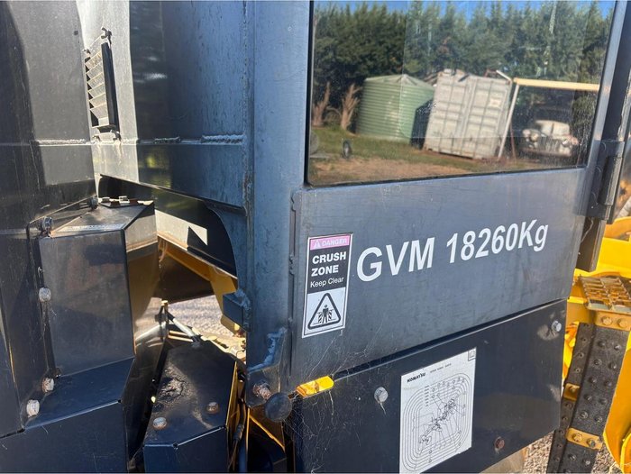 2012 Komatsu Gd555-5