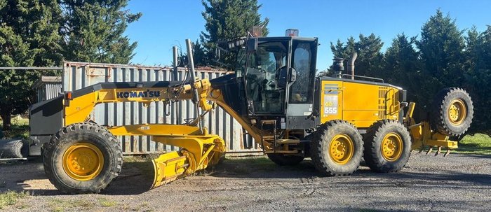 2012 Komatsu GD555 5