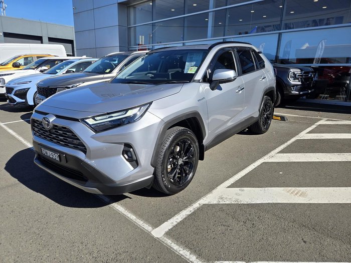 2024 Toyota RAV4 XSE