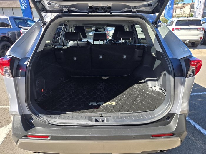 2024 Toyota RAV4 XSE