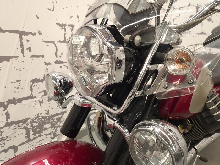 2017 Moto Guzzi California Touring SE California Red