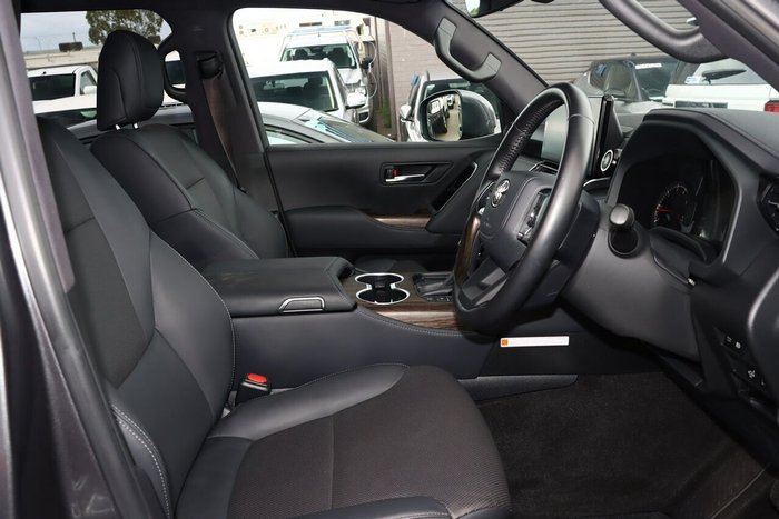 2024 Toyota Landcruiser VX