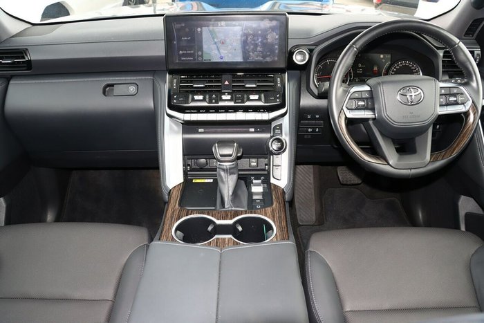 2024 Toyota Landcruiser VX