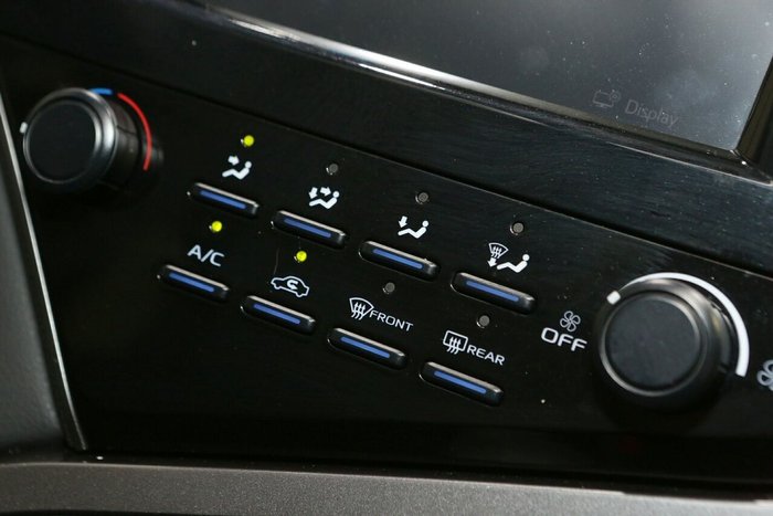 2019 Toyota Camry Ascent