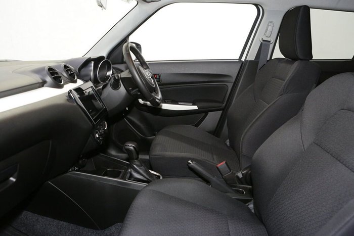 2020 Suzuki Swift GL Navigator