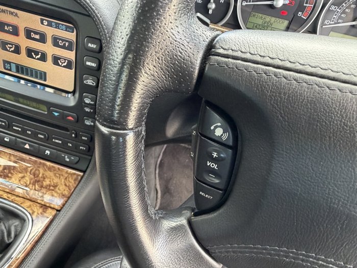 2005 Jaguar S-Type Sport