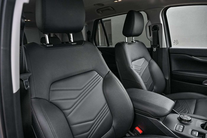2025 Ford Everest Trend